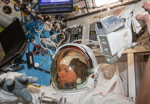 ISS070-E-002031