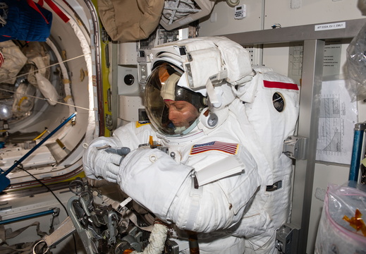 ISS070-E-002032