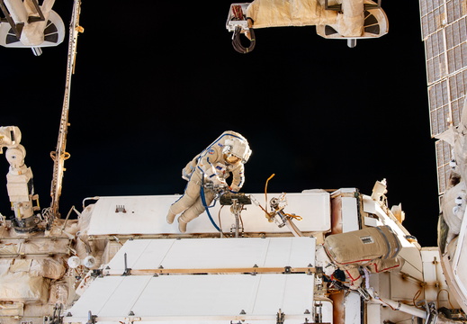ISS070-E-014051