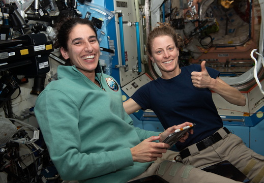 ISS070-E-023510