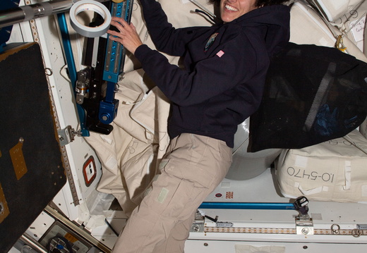 ISS070-E-001594