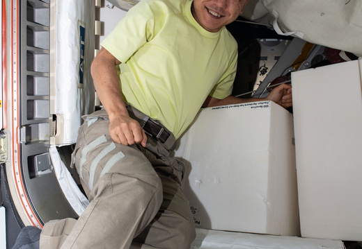 ISS070-E-025067