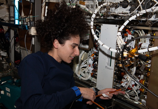 ISS070-E-030810