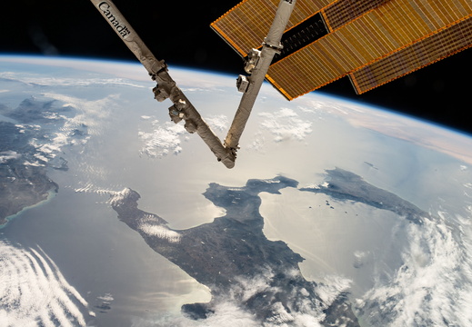 ISS070-E-007587