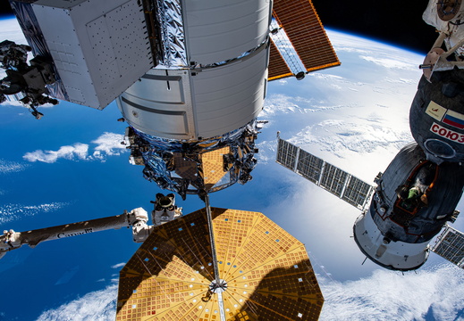 ISS070-E-043731