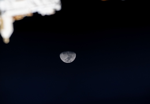 ISS070-E-008966