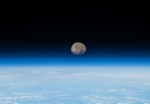 ISS070-E-034014