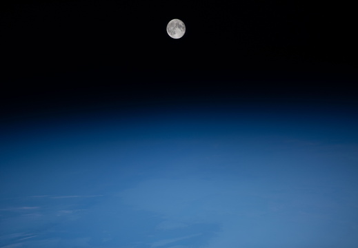 ISS070-E-000820