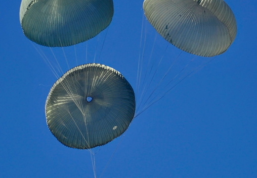 JSC2010-E-058385