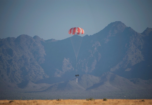 JSC2010-E-165936