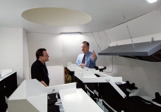 JSC2006-E-40218