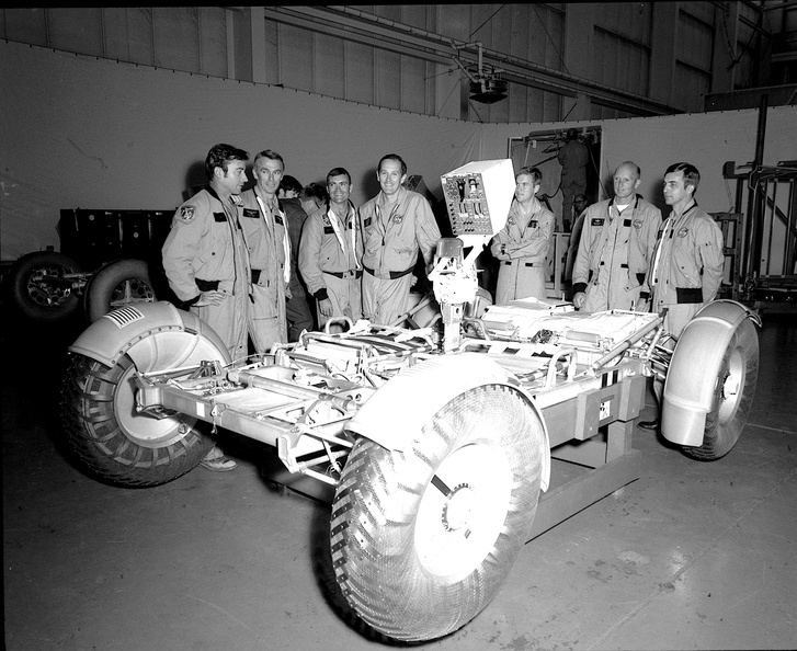 lunar-roving-vehicle-with-astronauts_15881676344_o.jpg