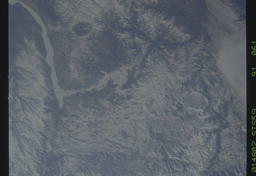STS059-091-061