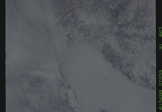 STS059-091-063