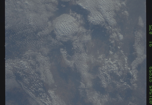 STS059-091-075