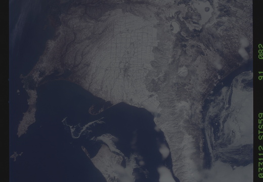STS059-091-082