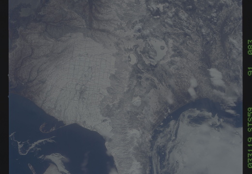 STS059-091-083