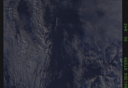 STS059-092-043