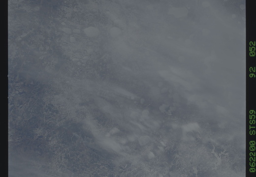 STS059-092-052