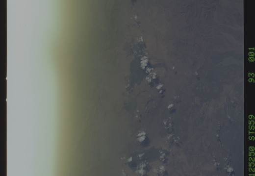 STS059-093-001
