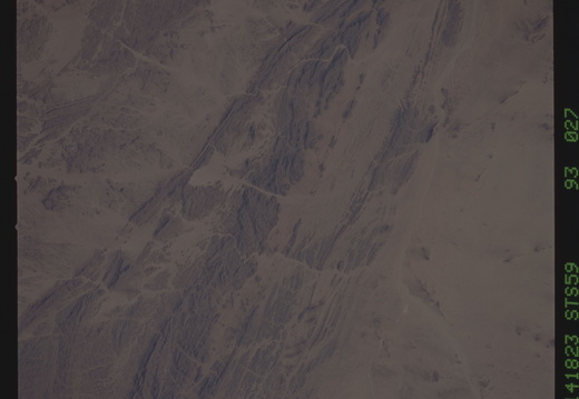 STS059-093-027