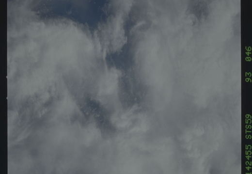 STS059-093-046