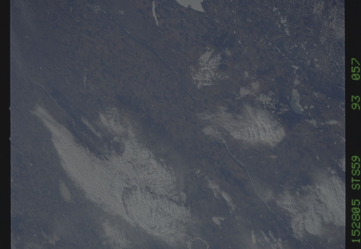 STS059-093-057