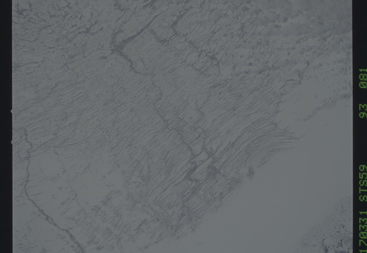 STS059-093-081