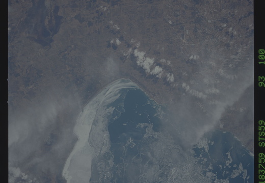 STS059-093-100
