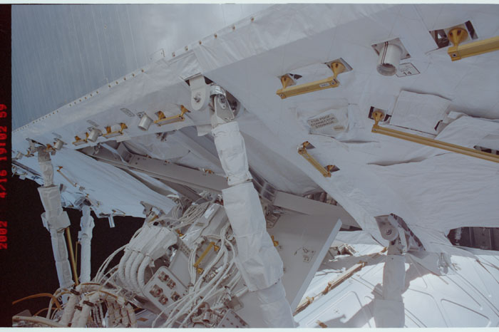 STS110-334-022.jpg