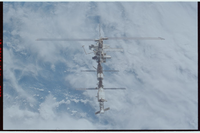 STS110-338-026.jpg