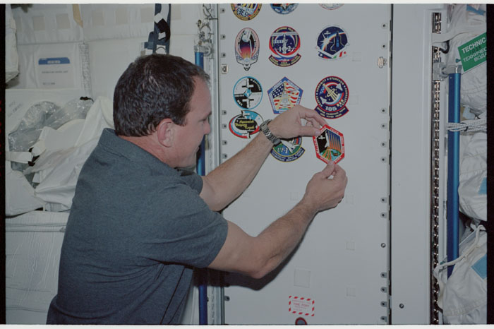 STS110-358-033.jpg
