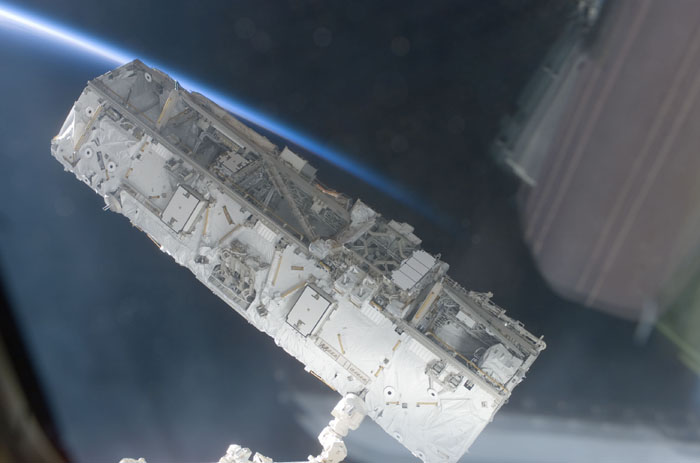 STS110-E-05179