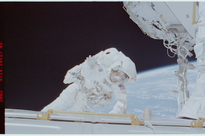 STS110-336-011.jpg