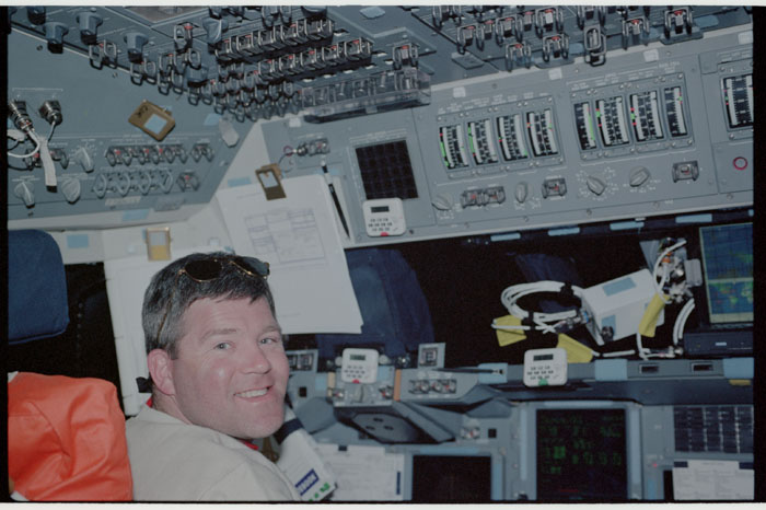 STS110-342-009.jpg