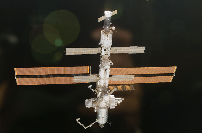 STS110-E-05919