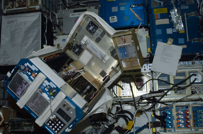 STS107-E-05668