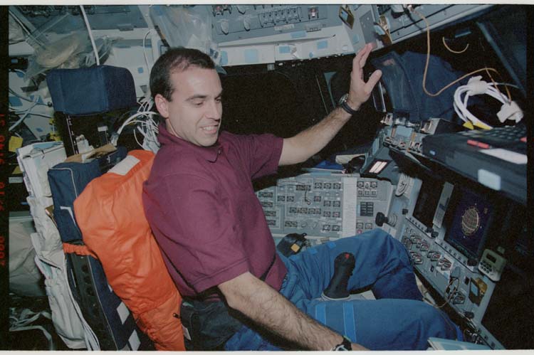 STS106-374-007.jpg