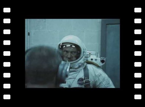 Buzz Aldrin training in AMU - 1966 Nasa footages ( No sound )